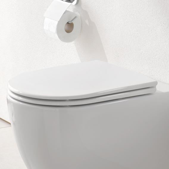 Grohe Essence toilet seat with soft-close