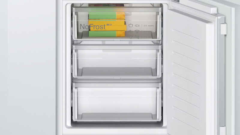 Bosch - Series 2 Built-in fridge-freezer with freezer at bottom 177.2 x 54.1 cm flat hinge KIN86NFE0G