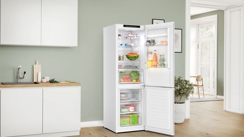 Bosch - Series 4 Free-standing fridge-freezer with freezer at bottom 186 x 60 cm White KGN362WDFG