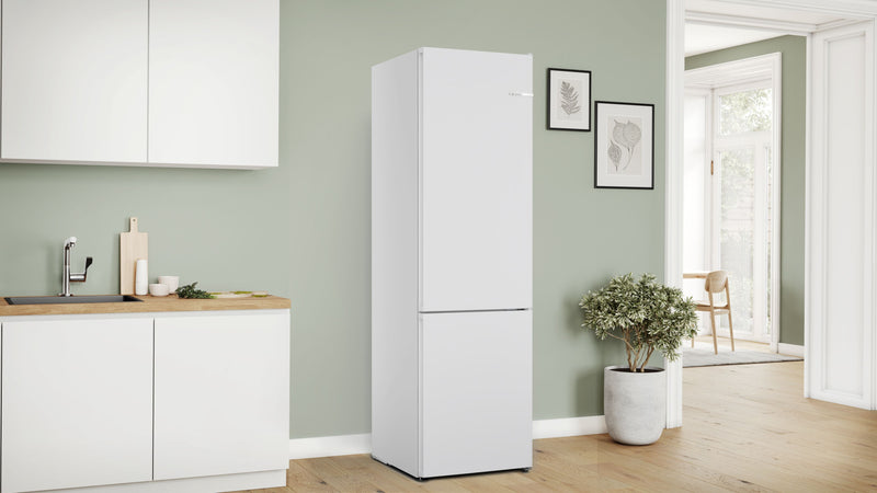 Bosch - Series 4 Free-standing fridge-freezer with freezer at bottom 203 x 60 cm White KGN392WDFG