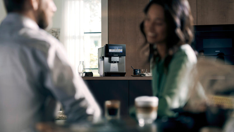 Siemens - Fully automatic coffee machine EQ900 Stainless steel, Removable water tank TQ905GB3