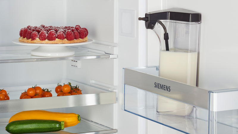 Siemens - Fully automatic coffee machine EQ900 Stainless steel, Removable water tank TQ905GB3