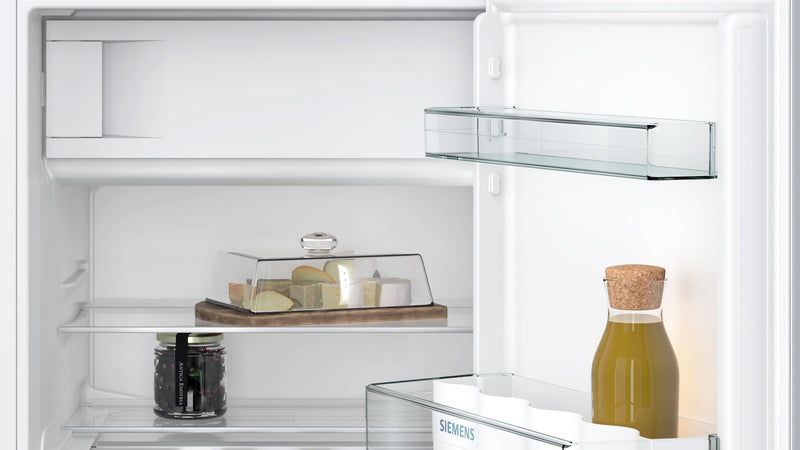 Siemens - iQ300 Built-under fridge with freezer section 82 x 60 cm flat hinge KU22LVFD0G