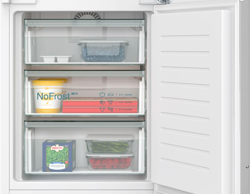 Siemens - iQ300 Built-in fridge-freezer with freezer at bottom 193.5 x 55.8 cm flat hinge KI96NVFD0