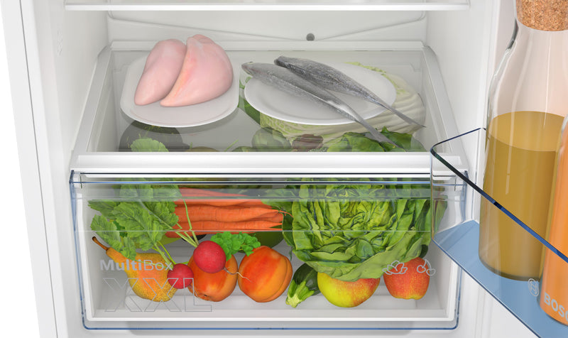 Bosch - Series 2 Built-in fridge-freezer with freezer at bottom 193.5 x 54.1 cm sliding hinge KIN96NSE0