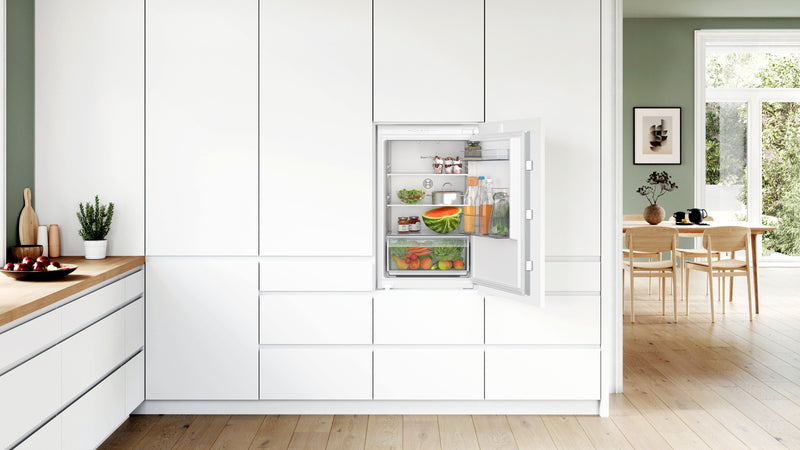 Bosch - Series 2 Built-in fridge 88 x 56 cm sliding hinge KIR21NSE0G