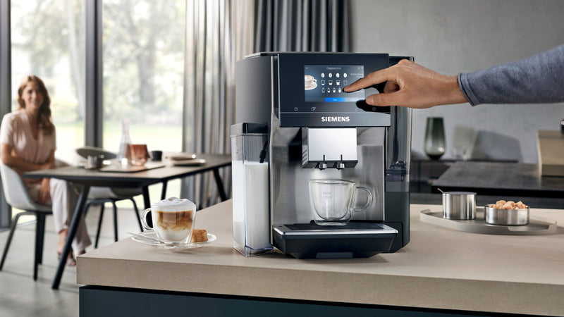 Siemens - Fully automatic coffee machine EQ700 integral Stainless steel, Removable water tank TQ707GB3