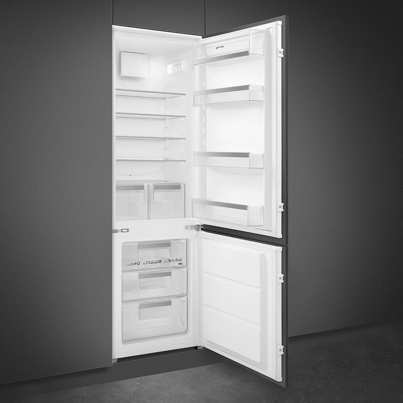 Smeg Universal Fridge Freezer 178x55cm UKC81721E