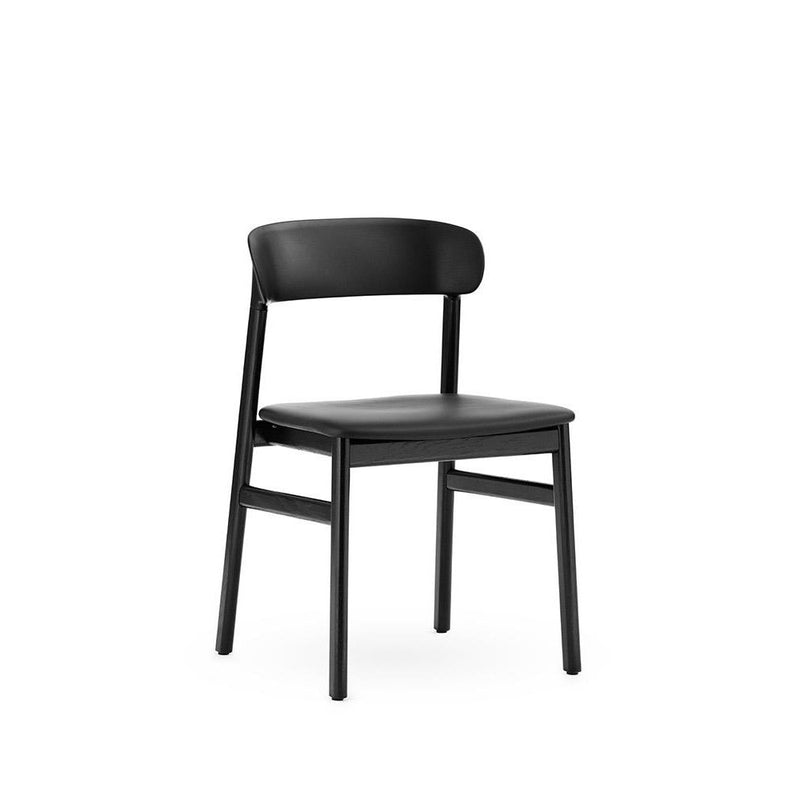 Normann Copenhagen Herit 椅子內裝黑色橡木光譜皮革黑色