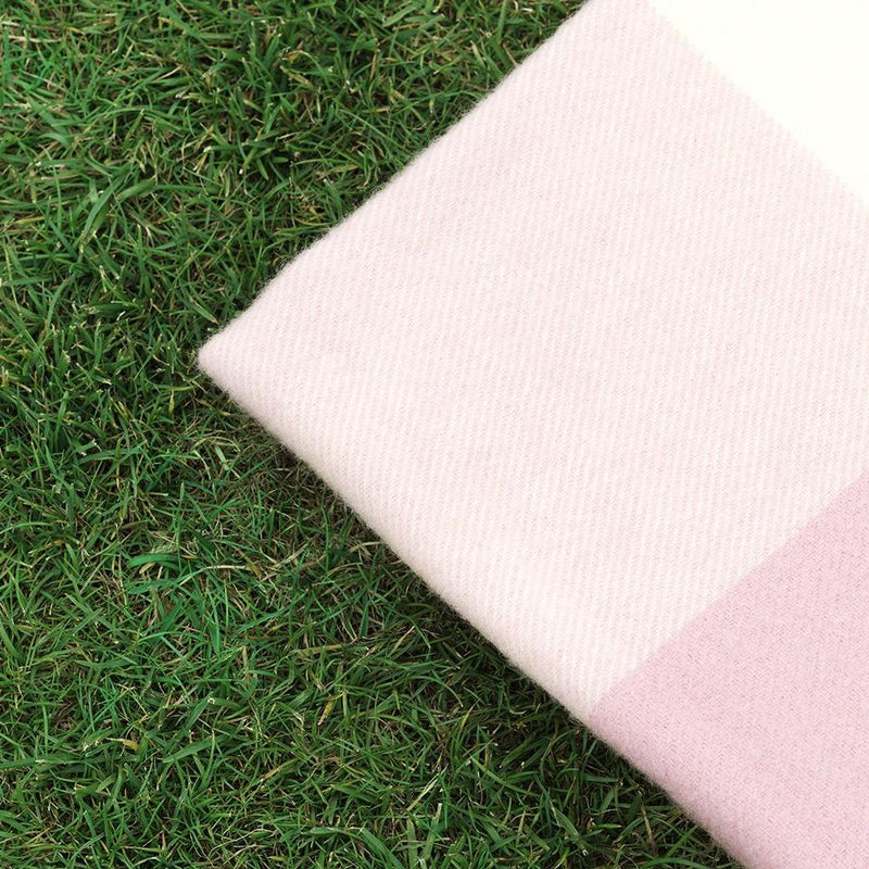 Normann Copenhagen Throw Blanket Mega Check Candyfloss Rose