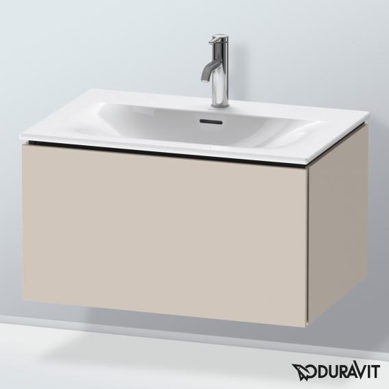 Duravit L-Cube 梳妝台配有 1 個拉出式隔層，內部系統為楓木