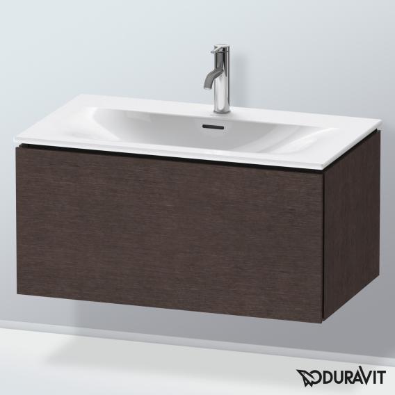 Duravit L-Cube 梳妝台配有 1 個拉出式隔層，內部系統為楓木