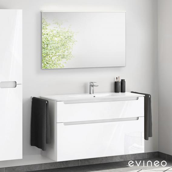 Starck 的 Duravit ME 洗臉盆，配有 ineo5 梳妝台，帶有嵌入式把手和鏡子