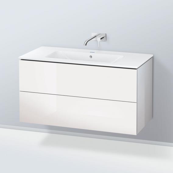 Starck 的 Duravit ME 洗臉盆，配有 L-Cube 梳妝台，附 2 個拉出式隔間，內部系統為楓木