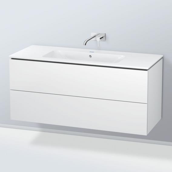 Starck 的 Duravit ME 洗臉盆，配有 L-Cube 梳妝台，附 2 個拉出式隔間，內部系統為楓木