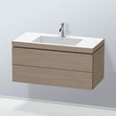 Duravit Vero Air 洗臉盆配有 L-Cube 梳妝台，附 2 個拉出式隔間，內部系統為胡桃木