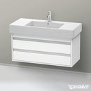 Duravit Vero 洗臉盆配有 Ketho 梳妝台，附 2 個拉出式隔間