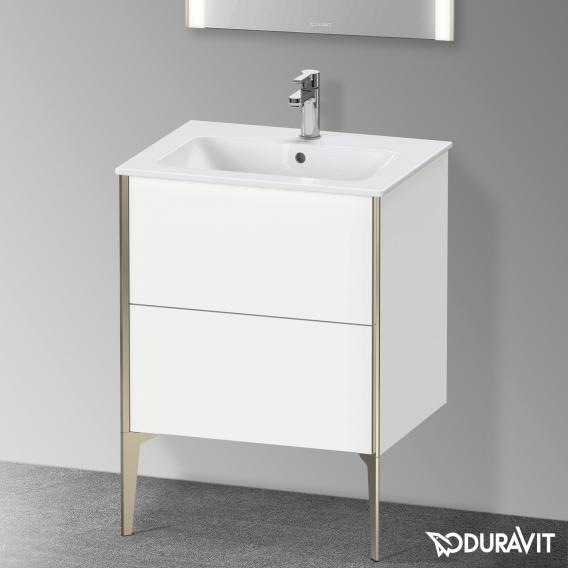 Duravit XViu 梳妝台配有 2 個拉出式隔層，內部系統為楓木