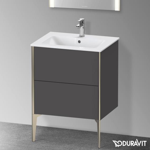 Duravit XViu 梳妝台配有 2 個拉出式隔層，內部系統為楓木