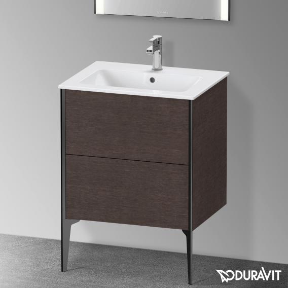 Duravit XViu 梳妝台配有 2 個拉出式隔層，內部系統為楓木