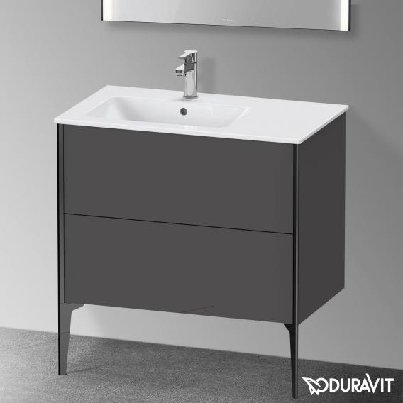 Duravit XViu 梳妝台配有 2 個拉出式隔層，內部系統為楓木