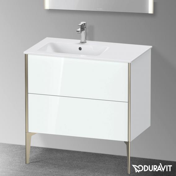 Duravit XViu 梳妝台配有 2 個拉出式隔層，內部系統為胡桃木