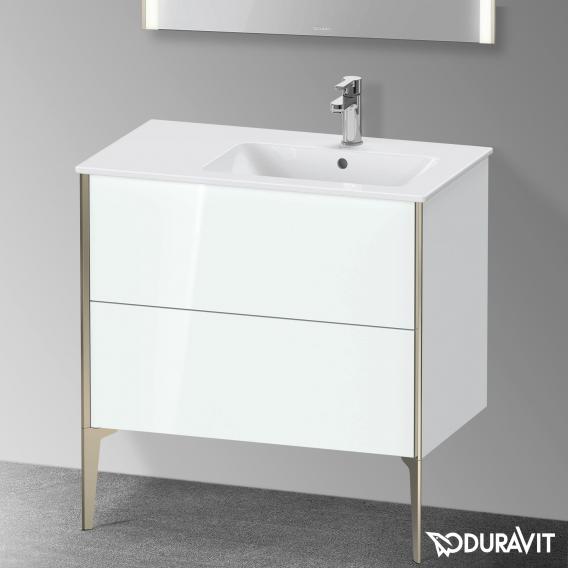 Duravit XViu 梳妝台配有 2 個拉出式隔層，內部系統為楓木