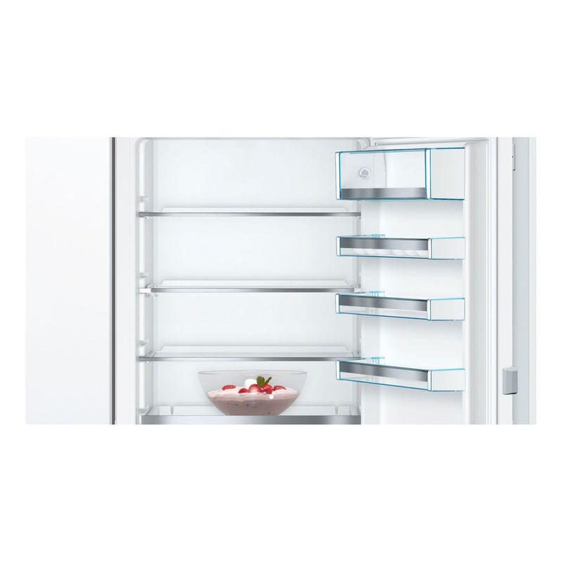 博世-系列| 6 內置冰箱，底部有冷凍室 177.2 x 55.8 cm 平鉸鏈 KIS87AFE0G
