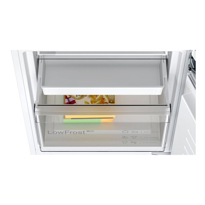 博世-系列| 4 內置冰箱冷凍櫃底部有冷凍室 177.2 x 54.1 公分滑動鉸鏈 KIV86VSE0G
