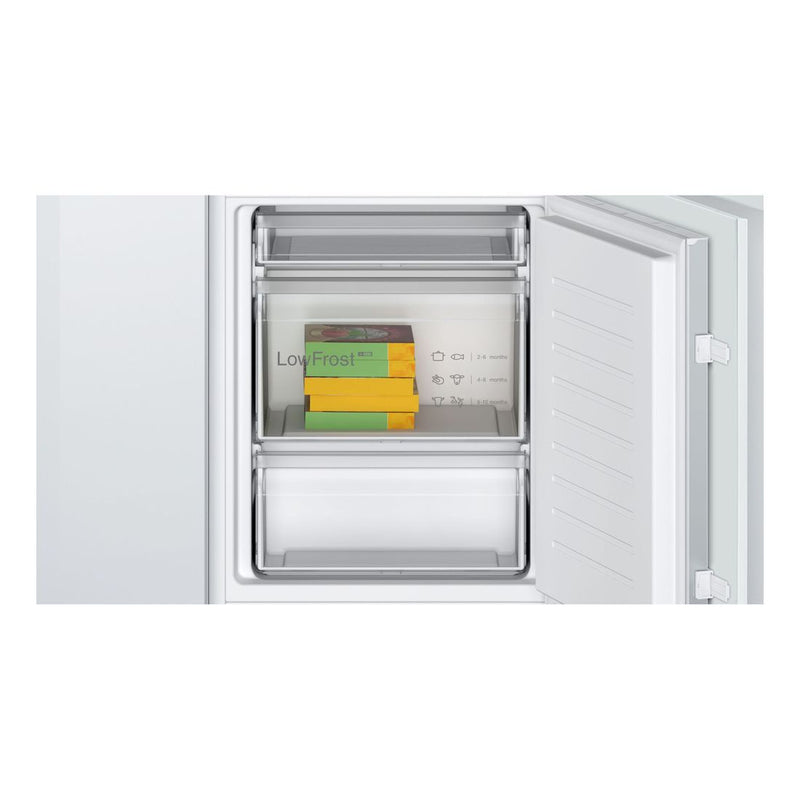 博世-系列| 4 內置冰箱冷凍櫃底部有冷凍室 177.2 x 54.1 公分滑動鉸鏈 KIV86VSE0G