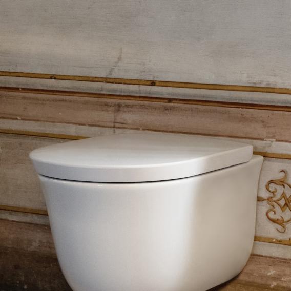 LAUFEN The New Classic toilet seat with lid