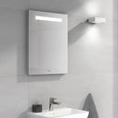 德國唯寶 更多精彩 一面有 LED 照明的鏡子